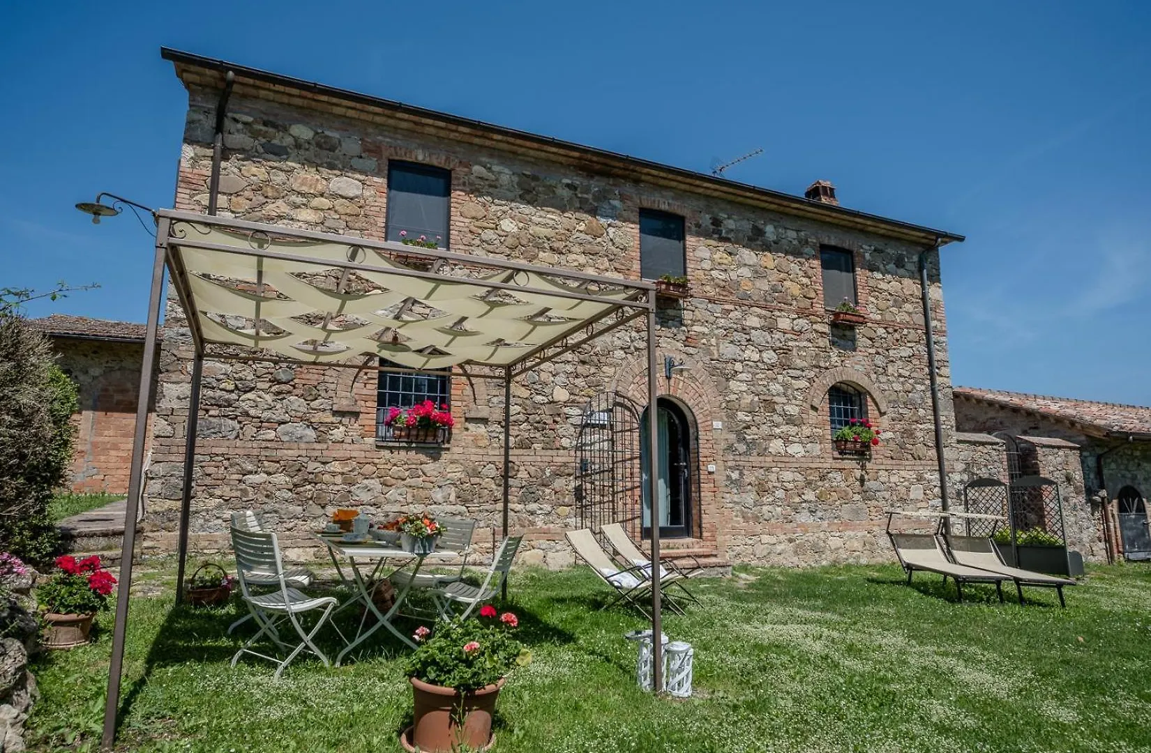 Il Pino Di Spazzavento Cetona