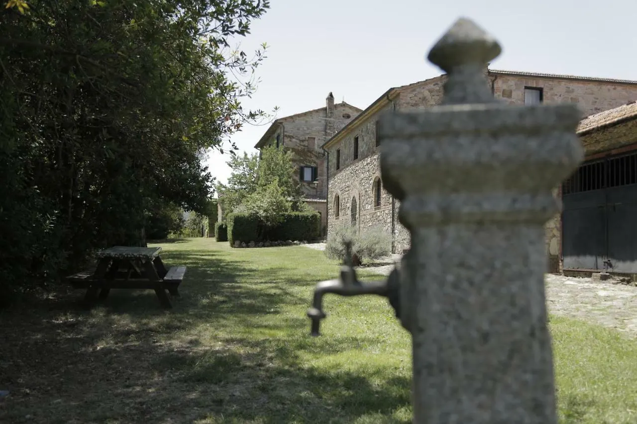 Il Pino Di Spazzavento Cetona 0*,
