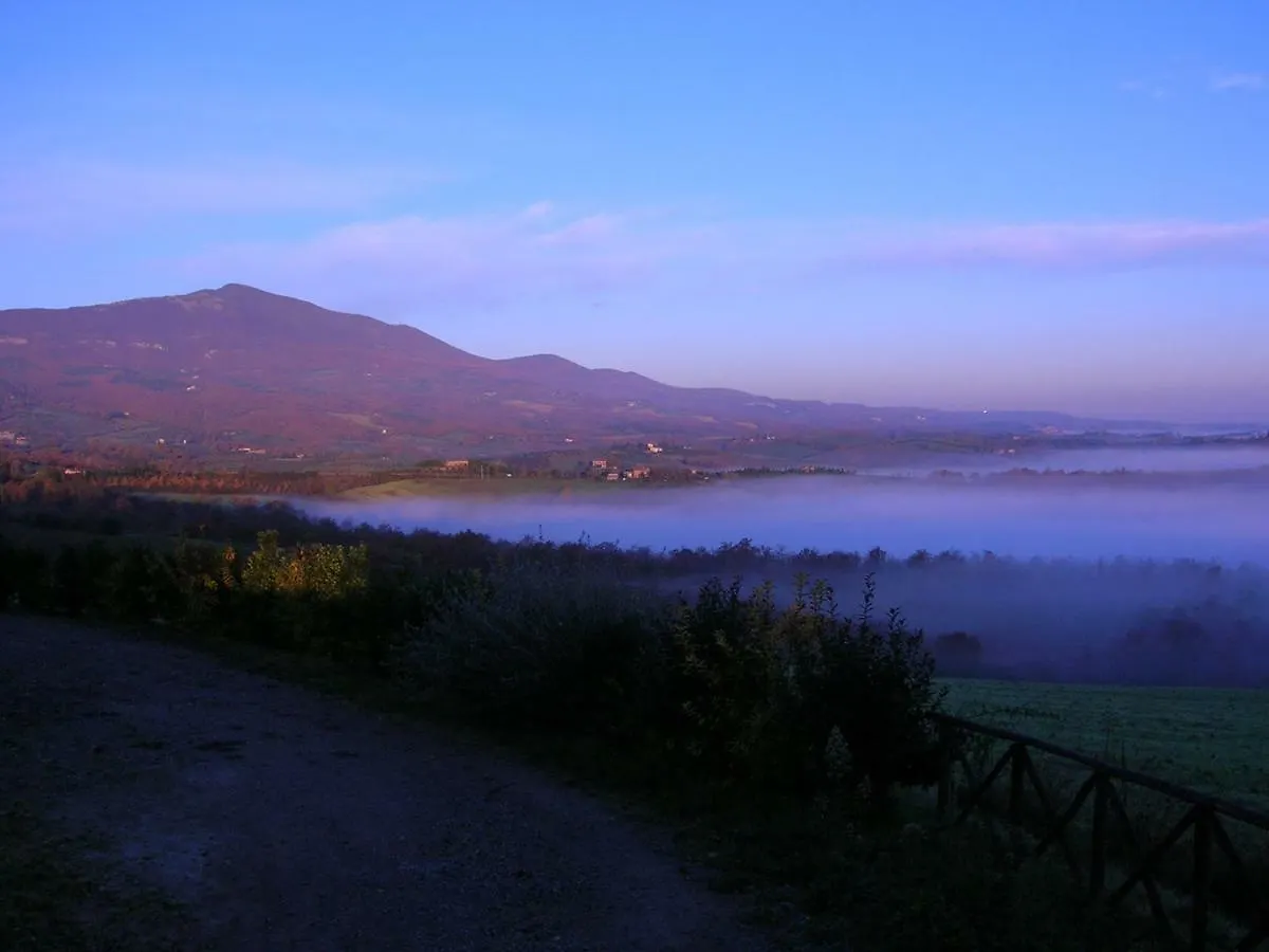 Il Pino Di Spazzavento Cetona Country house